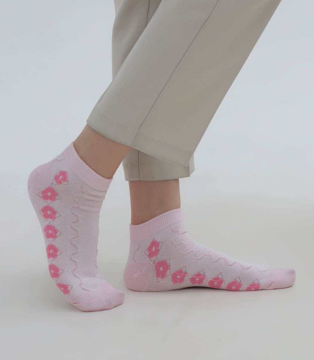 Women Socks-LIGHT PINK