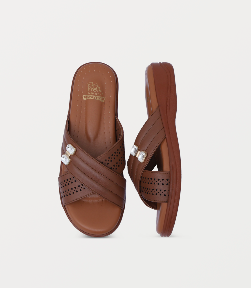 Women Comfort Slipper-TAN